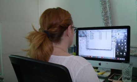 Paga e mësuesit, nis nga 95.000 lekë: “Mesatarja 900 euro”, reforma mbyllet në muajin korrik