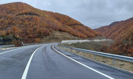 Rama ndan pamjet: Përfundojnë 10.5 km në Lotin 2 të rrugës Qukës-Qafë Plloçë