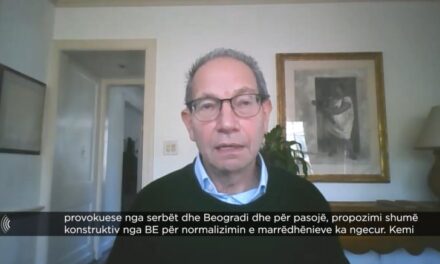 A rrezikon Kosova luftë etnike për shkak të Serbisë? Përgjigjet eksperti amerikan