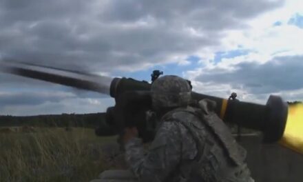 “Rrezik lufte në Ballkanin Perëndimor”, Javelin në Kosovë, Rusia sulmon SHBA