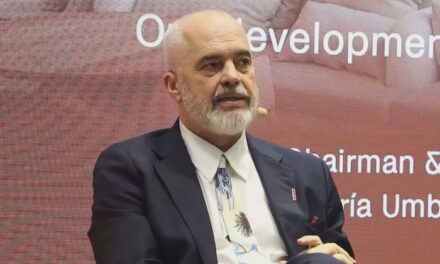 Rama zbërthen Shqipërinë turistike: Ishim Koreja e Veriut të Europës, tani duam turizmin luksoz