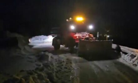 Vendi nën sundimin e dëborës, ARRSH: Ulet intensiteti i reshjeve, rihapet aksi Bogë-Theth