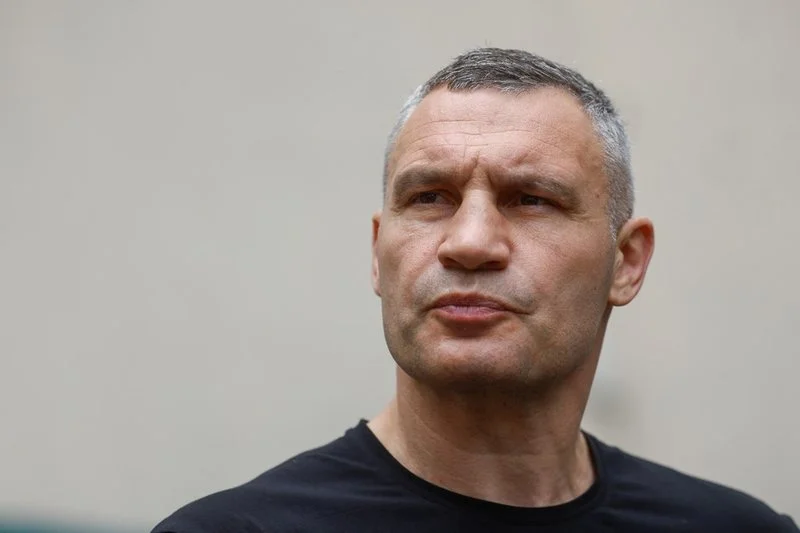 Zelensky shkarkoi komandantin e ushtrisë, Klitschko thirrje për shpjegim