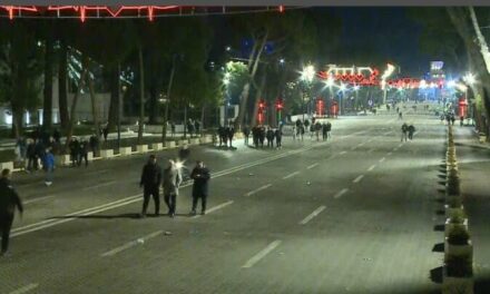 Mbyllet protesta, largohen Bardhi e Noka, ja ç’po ndodh para Kryeministrisë