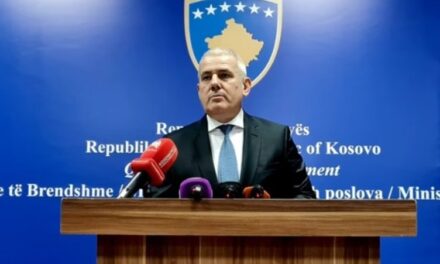 Rusia lëshoi urdhërarrest për zyrtarë të Policisë së Kosovës, reagon ministri Sveçla