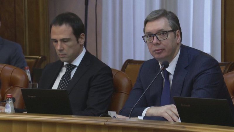 Vuçiç mbledh Këshillin e Sigurisë Kombëtare: Nuk duam luftë, mbrojtja e vendit prioritet