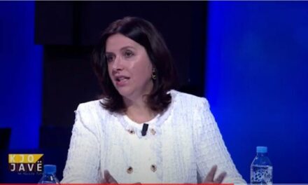 78 spiunë të Sigurimit punojnë në institucione publike? Kryetarja e Autoritetit të Dosjeve: Diçka është bërë, por ka ende…