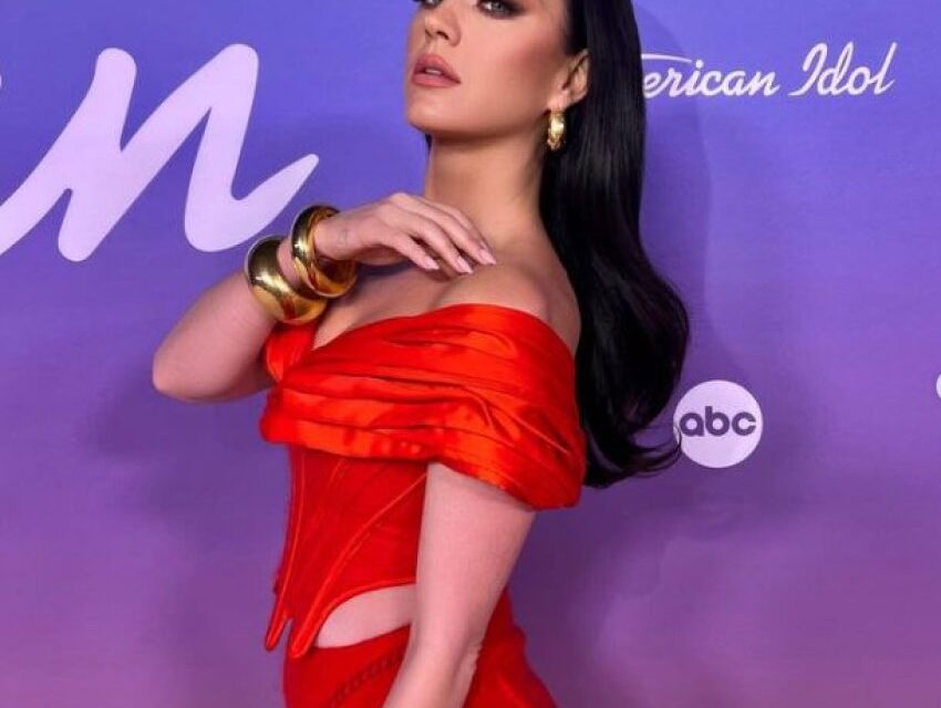 Si rrallëherë, këngëtarja e njohur rrëfen historinë e saj të trishtë të fëmijërisë: Kemi qenë të varfër, flija e uritur