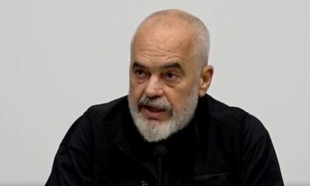 “Duhet të bëjmë shumë më shumë”, Rama takim me strukturat e PS në Vlorë: Duhet të marrim mbrapsht rritje ekonomike më të madhe