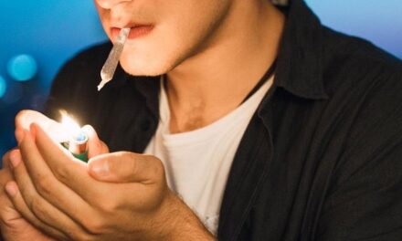 1 në 10 adoleshentë 15-vjeçarë ka përdorur kanabis, OBSH: Edhe në Shqipëri e njëjta situatë