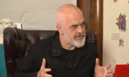 Rama kujton fushatën e vitit 2000: Kur hyra në politikë e pranova se jam i çmendur. Ju thosha se ju duhet një njeri anormal