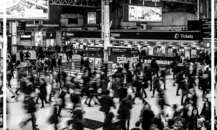 Çfarë rrëpire këto vitet Njëzetë / Jetojmë në epokën e problemeve të pazgjidhshme