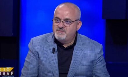 Nga incidenti mes fisit Ndoka e Monika Kryemadhit te… Artan Hoxha zbulon zanafillën e hetimit të SPAK: Si u bënë bashkë ish-deputeti me grupin e Martinajt