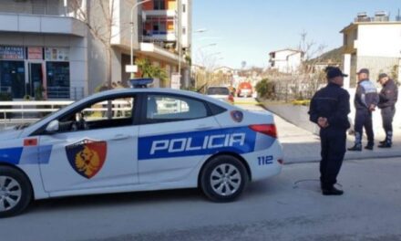 Kishte kthyer banesën e saj në ‘fole’ prostitucioni ku konsumohej dhe kokainë, arrestohet 36-vjeçarja në Elbasan