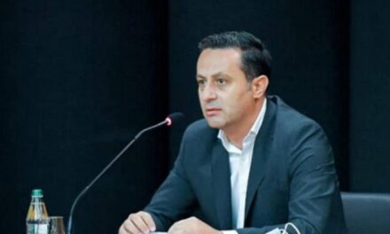 Dorëhiqet kreu i Tatimeve,  Klosi pritet të emërohet zv.ministër në një tjetër dikaster