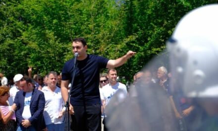 Këlliçi kërcënon policinë: O plehra, ua tregoj unë kur të vij në pushtet