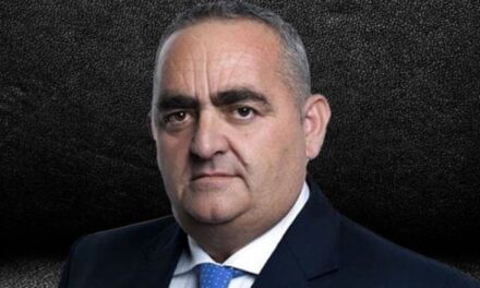 Beleri eurodeputet/ Minxhozi: Greqisë do i bënte punë më shumë në burg