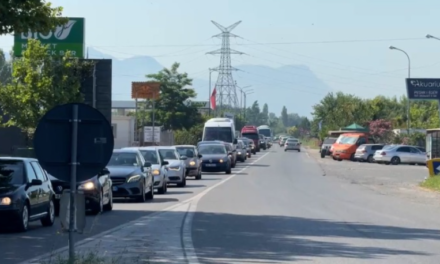 Fluks pushuesish nga Kosova në Shëngji, trafik i rënduar në Milot – Lezhë