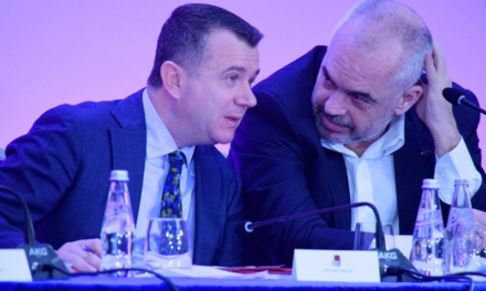 Perla e ditës: Opozita i kërkon llogari Ramës, pse shkarkoi Taulant Ballën si ministër i Brendshëm