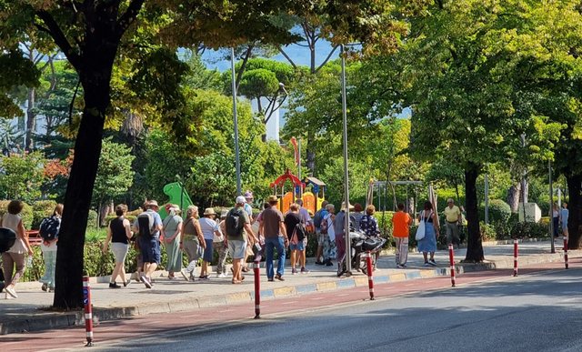 “Fryhet” arka e shtetit, turizmi dhe pagat sjellin 382 milionë euro më shumë