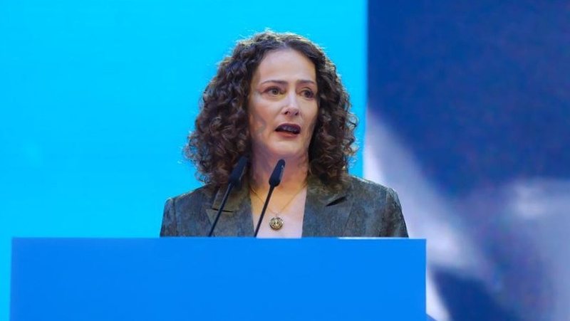 “Shtresë e mesme” por me vila në Europë, Mero Baze: Berisha duhet t’i njoh merita Ramës që ka pasuruar shtresën e mesme