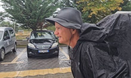 Në këmbë për 63 ditë nga Gjermania në Pogradec, pensionisti përshkon 2400 km