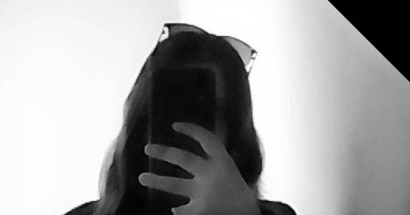 Një 15 vjeçare në Mallakastër bëhet nënë/ Detaje nga historia: Ishte dita e parë e shkollës, u kthye në shtëpi dhe lindi në tualet