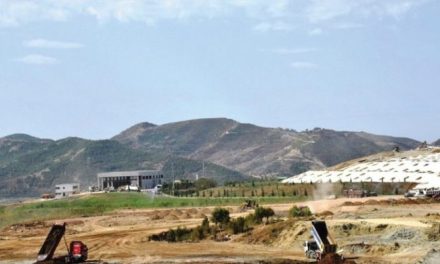 Skandal/ Situatë alarmante në Landfillin e Sharrës, emergjencë mjedisore për largimin e plehrave: S’ka vend më