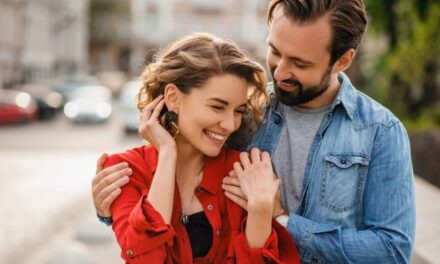 Këto janë 4 shenjat e horoskopit që do të dashurohen deri në fund të tetorit