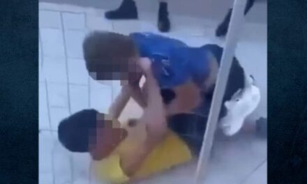 E rëndë në Greqi: Dhunohet barbarisht 12-vjeçari, në pranga adoleshenti shqiptar dhe i ati