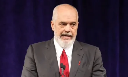 VIDEO/ Rama ndan mesazhin nga takimi me shqiptarët e Amerikës: Të shtyjmë Shqipërinë në kilometrin e fundit drejt BE