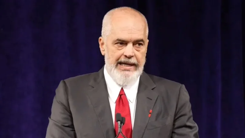 VIDEO/ Rama ndan mesazhin nga takimi me shqiptarët e Amerikës: Të shtyjmë Shqipërinë në kilometrin e fundit drejt BE