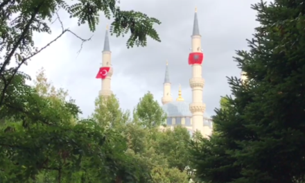 Përurimi i Xhamisë së Namazgjasë dhe kundërshtitë rreth saj – Skënder Bruçaj: Ka ndodhur një ndërhyrje e egër nga faktorë të jashtëm