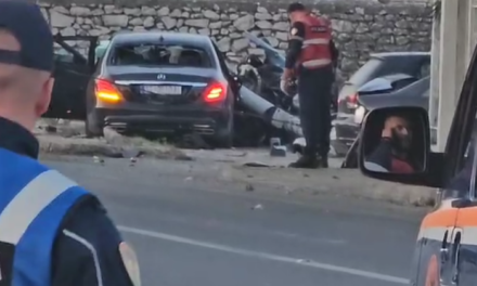 Detaje nga atentati në Shkodër, ja çfarë u gjet brenda makinës ku ndodhej Lici dhe Bushati