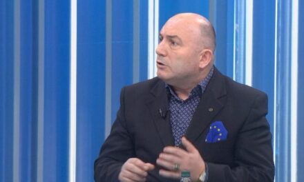 Azgan Haklaj: Meta po kërkonte azil politik