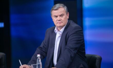 Nikoll Lesi: Pse nuk kishte banda në 2004, por si e solli frymën Sali Berisha?