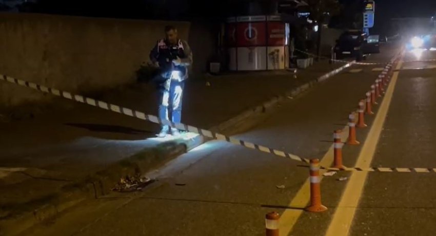 E rëndë në Shkodër, 15-vjeçari goditet për vdekje me thikë, shpallet në kërkim autori