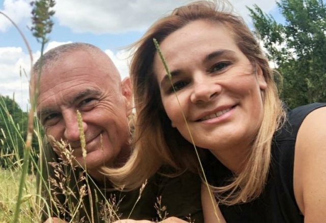 Letër nga burgu/ Meta i shkruan Monës: E dashur debatiksja ime e përjetshme