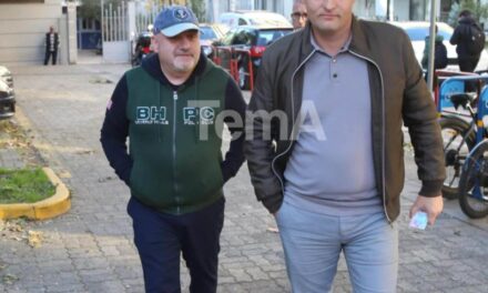 Artan Hoxha dhe Elton Qyno paraqiten në SPAK për t’u njohur me masën e sigurisë