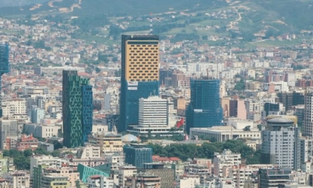 Një në tre shtëpi e pabanuar; në Vlorë 51% e banesave bosh