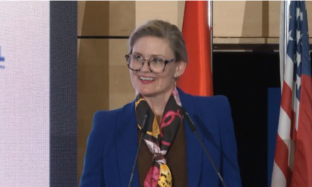 Ambasadorja e SHBA: Shmangni investimet që paraqesin rrezik për sigurinë kombëtare