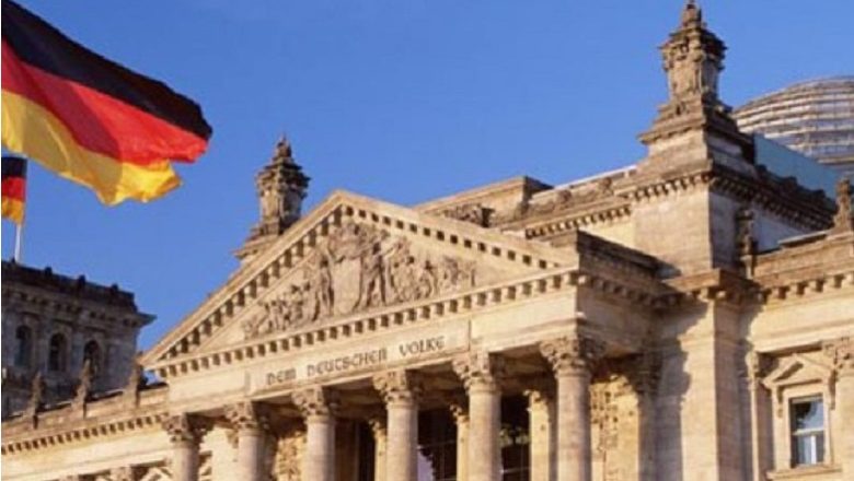 Gjermania në zgjedhje të parakohshme/ Kancelari Olaf Sottles shpall datën