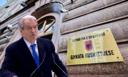 Masa e ‘arrestit në shtëpi’ për Sali Berishën, Kushtetuesja pranon kërkesën për gjykim të përshpejtuar!