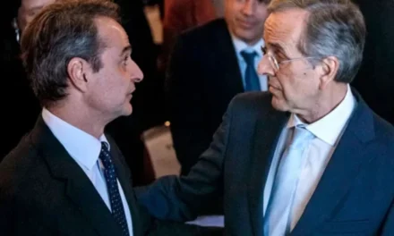 “Po flirton me Erdoganin dhe Ramën”, Mitsotakis përjashton nga partia Demokracia e re ish-kryeministrin Samaras, çfarë ndodhi në Athinë