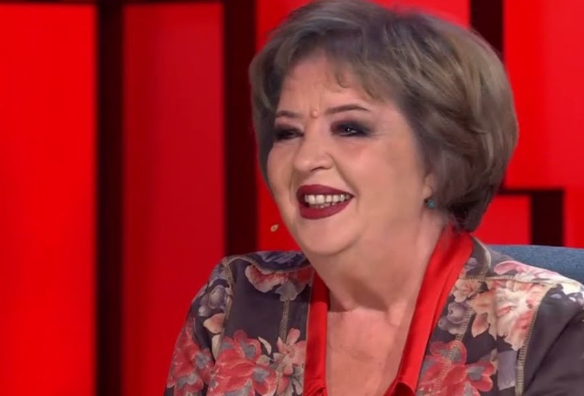 “Enver Hoxha i pavdekshëm?!” Flet spikerja e RTSH: U përlota sepse…