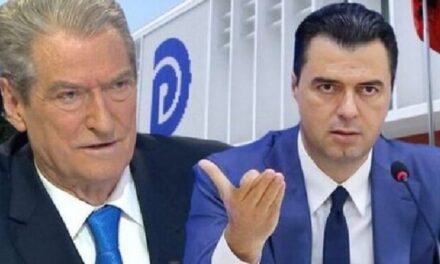 “Ky është Sali Berisha…”, Basha nxjerr videon dhe i përgjigjet kreut demokrat: PD s’mund të jetë kurban për interesat e Klubit Partizani