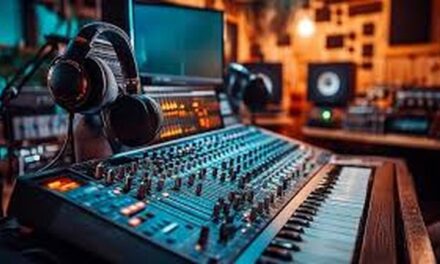 Studimi: Deri në vitin 2028, një e katërta e të ardhurave të muzikantëve do të humbasin nga AI