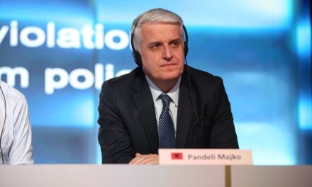 Majko zbulon mesazhin e koduar rus për Shqipërinë në sulmin ku u dëmtua Ambasada shqiptare në Kiev