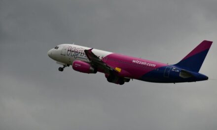 Tirana lidh Evropën si kurrë më parë- Biletat e lira nga kompanitë ajrore po nxisin rritjen e fluturimeve