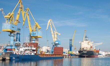 Deficiti tregtar shënon rekord historik ndërsa leku vijon të forcohet